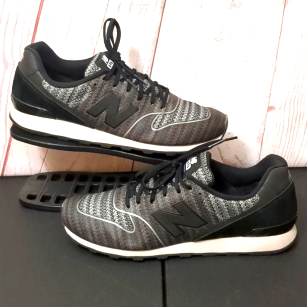 New Balance 696 Women's Size 9.0